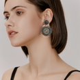 thumbnail image 3 of Pendientes Colgantes Hechos a Mano con Cuentas de Semilla Grises de Elegance 11 Designs, 3 of 7