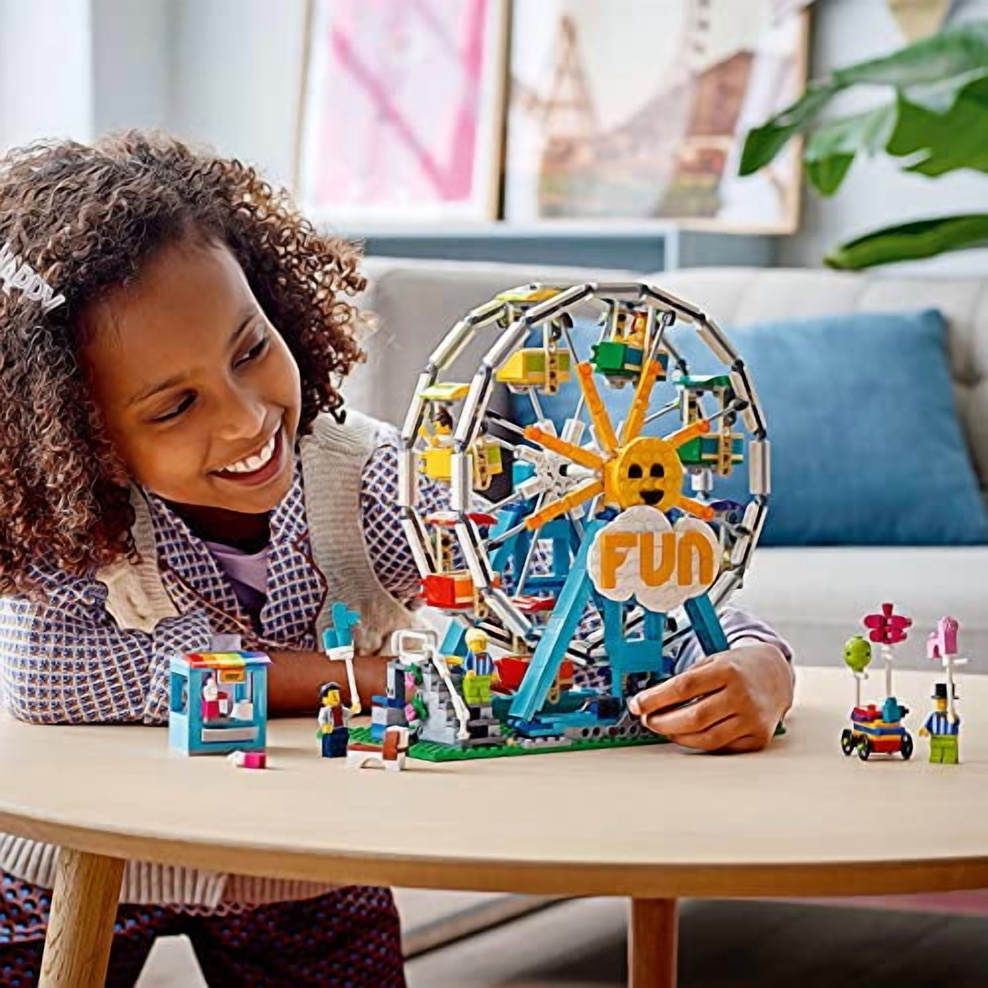 LEGO Ferris Wheel 31119 Building Set (1002 Pieces)