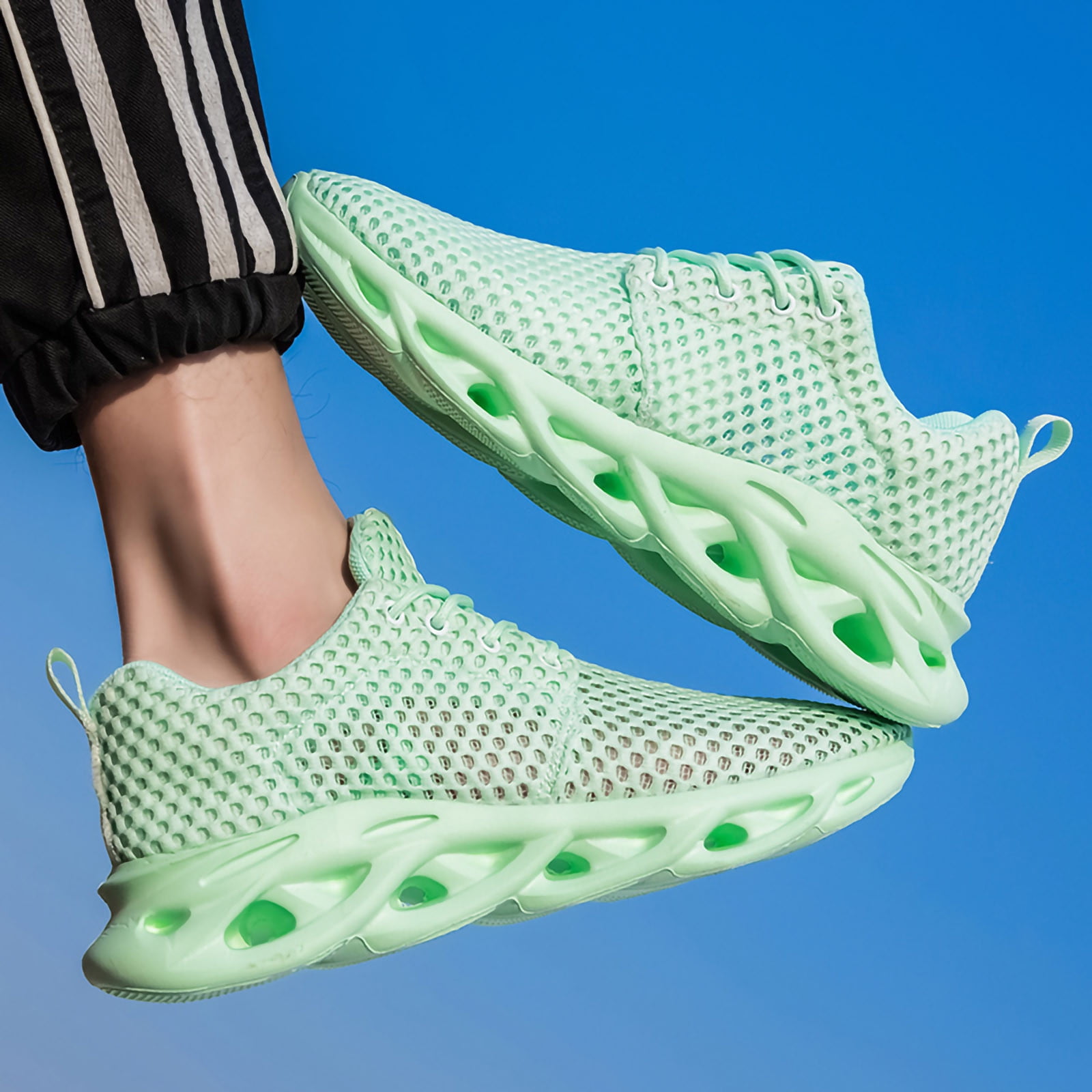 breathable running shoes