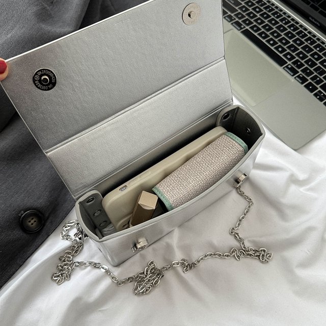 Bolsa bandolera para mujer Cadena Y2K Clutch PU Bolsa de boda para mujer (Plata) Likrtyny Para Estrenar