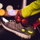 thumbnail image 5 of Pequeño zapato clip seguro luz reflectante batería operada nocturna montado lámpara reutilizable seguridad iluminación engranaje al aire libre senderismo amarillo Monstrate OD003556-03, 5 of 7