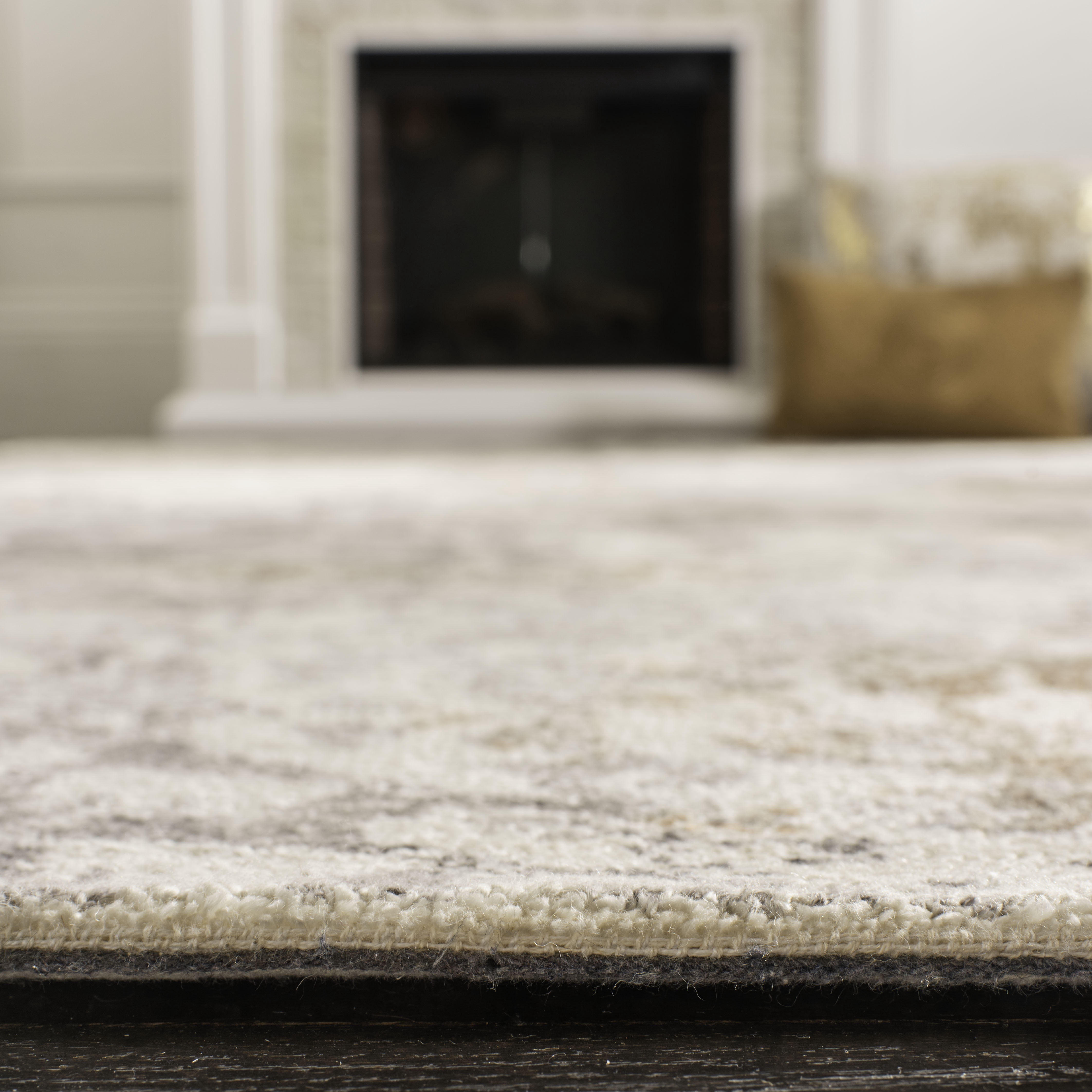 SAFAVIEH Expression Braiden Abstract Area Rug, Ivory/Grey, 6' x 9'