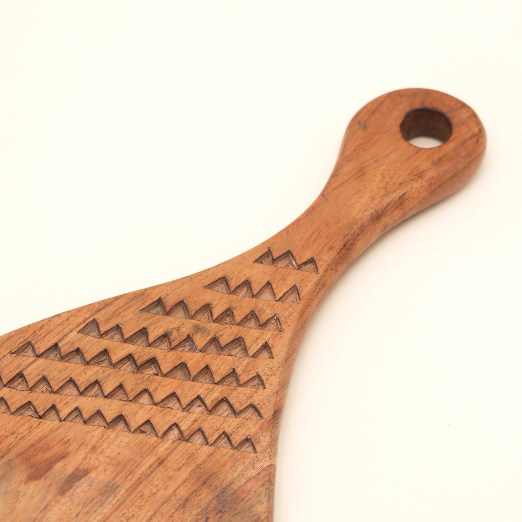 Acacia Wood Cutting Board with Handle, Handcrafted Wooden Chopping Board, Natural Finish Serving Board for Bread, Cheese, Fruits & Charcuterie, Decorative Paddle Board, 7 x 0.75 x 16.5 Inches