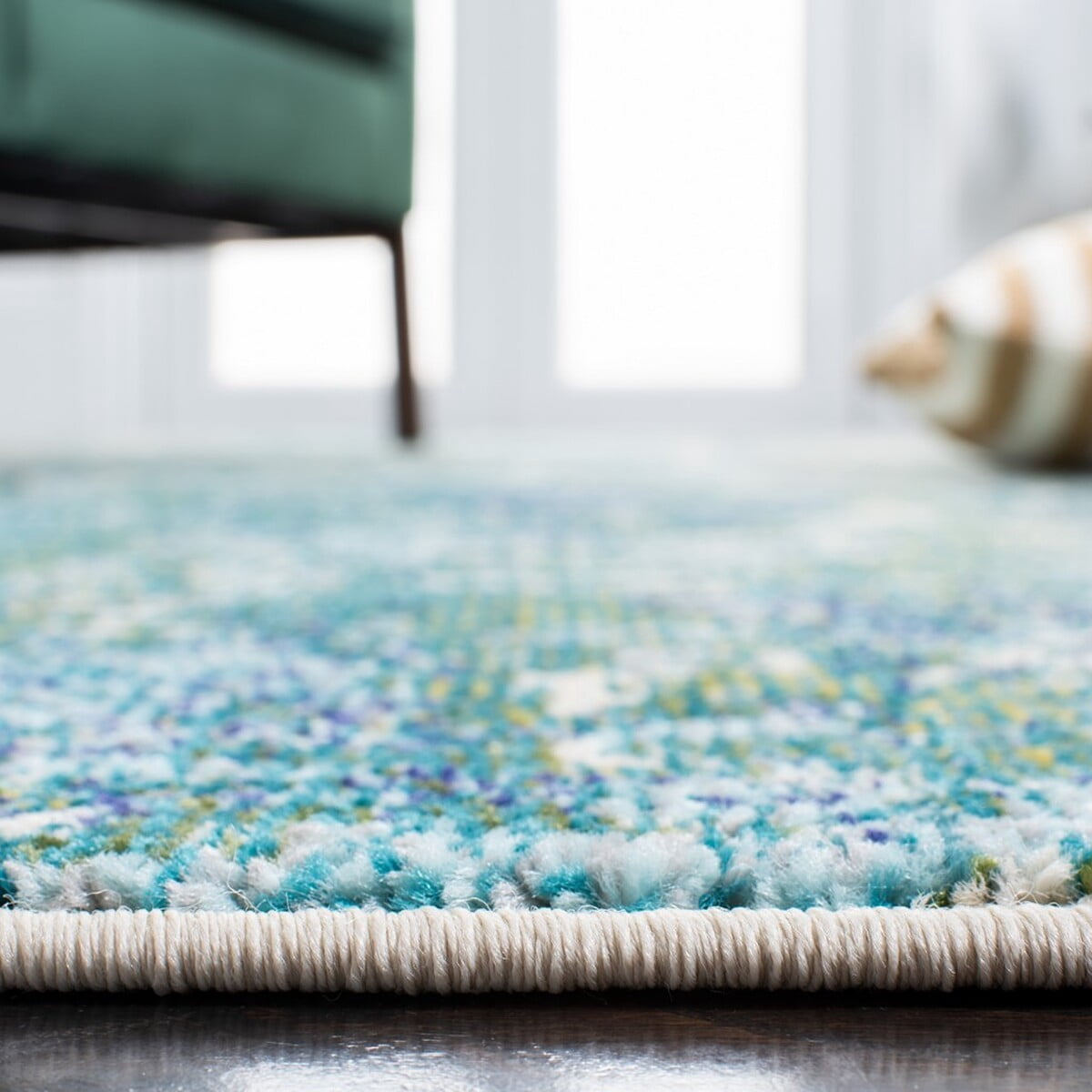 SAFAVIEH Madison Flowers Vintage Abstract Runner Rug, Green/Turquoise, 2'2" x 10'
