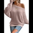 thumbnail image 2 of Suéteres de Otoño para Mujer, Hombros Descubiertos, Mangas Murciélago, Tops de Punto Texturizados, Suéter Extragrande de un Solo Hombro. Rosa XL, 2 of 8