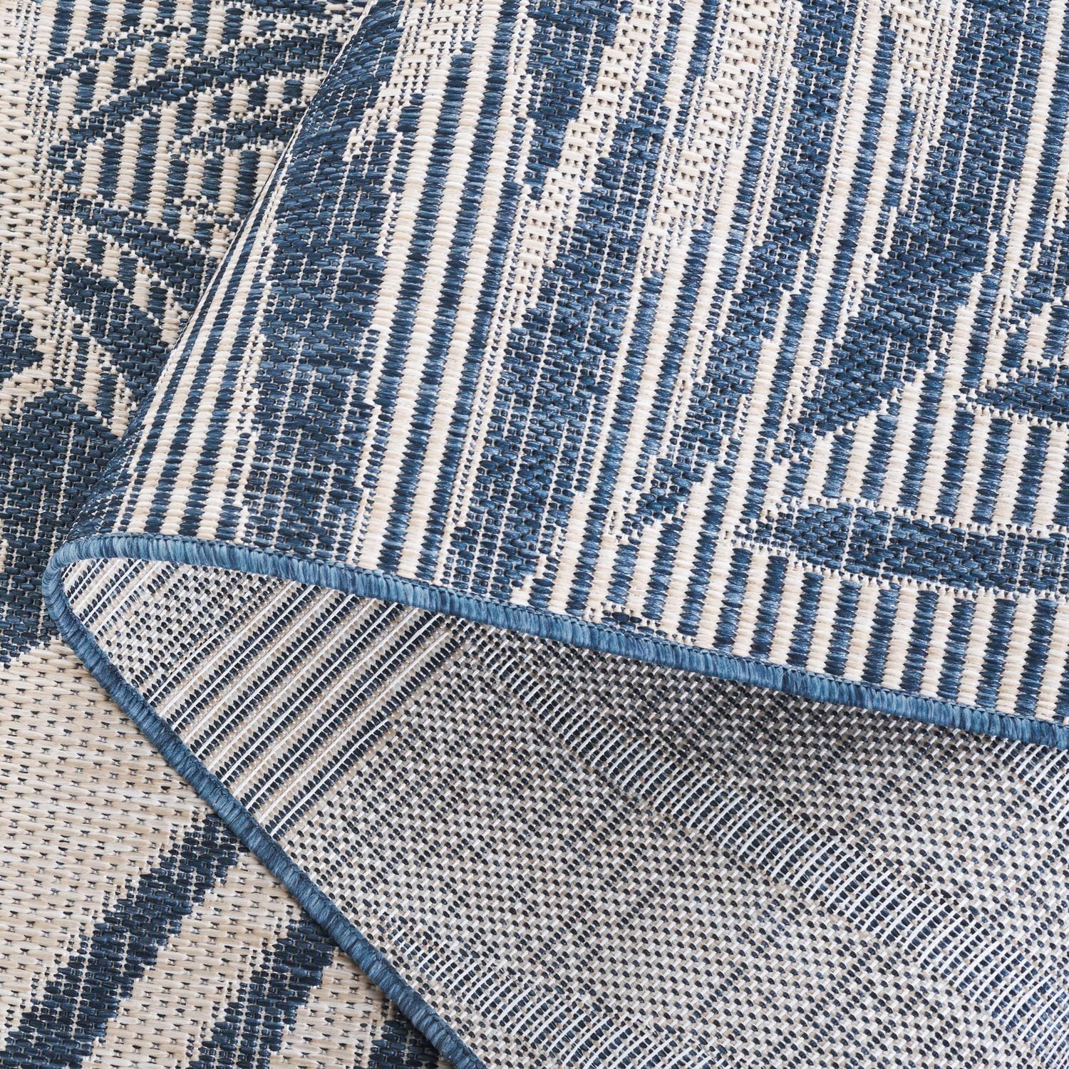 SAFAVIEH Beach House Kaeden Botanical Indoor/Outdoor Area Rug