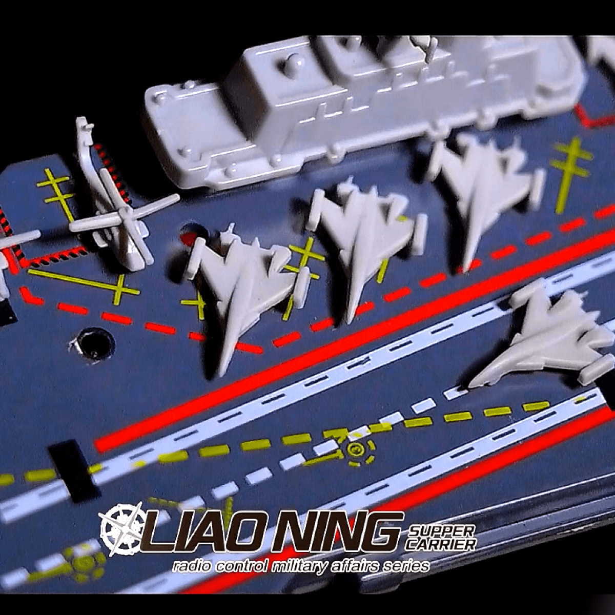 Mini RC Battleship 2.4G Remote Control Boat for Pool & Lake, Outdoor Play Toys for Kids Gifts