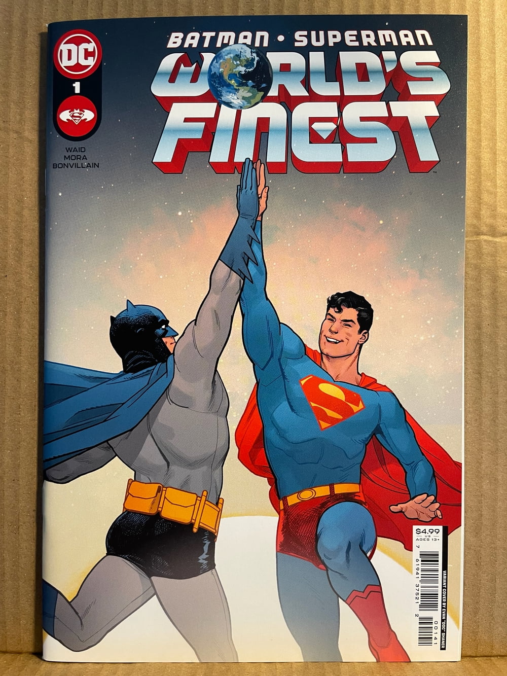 Cover of Batman / Superman: World's Finest #1