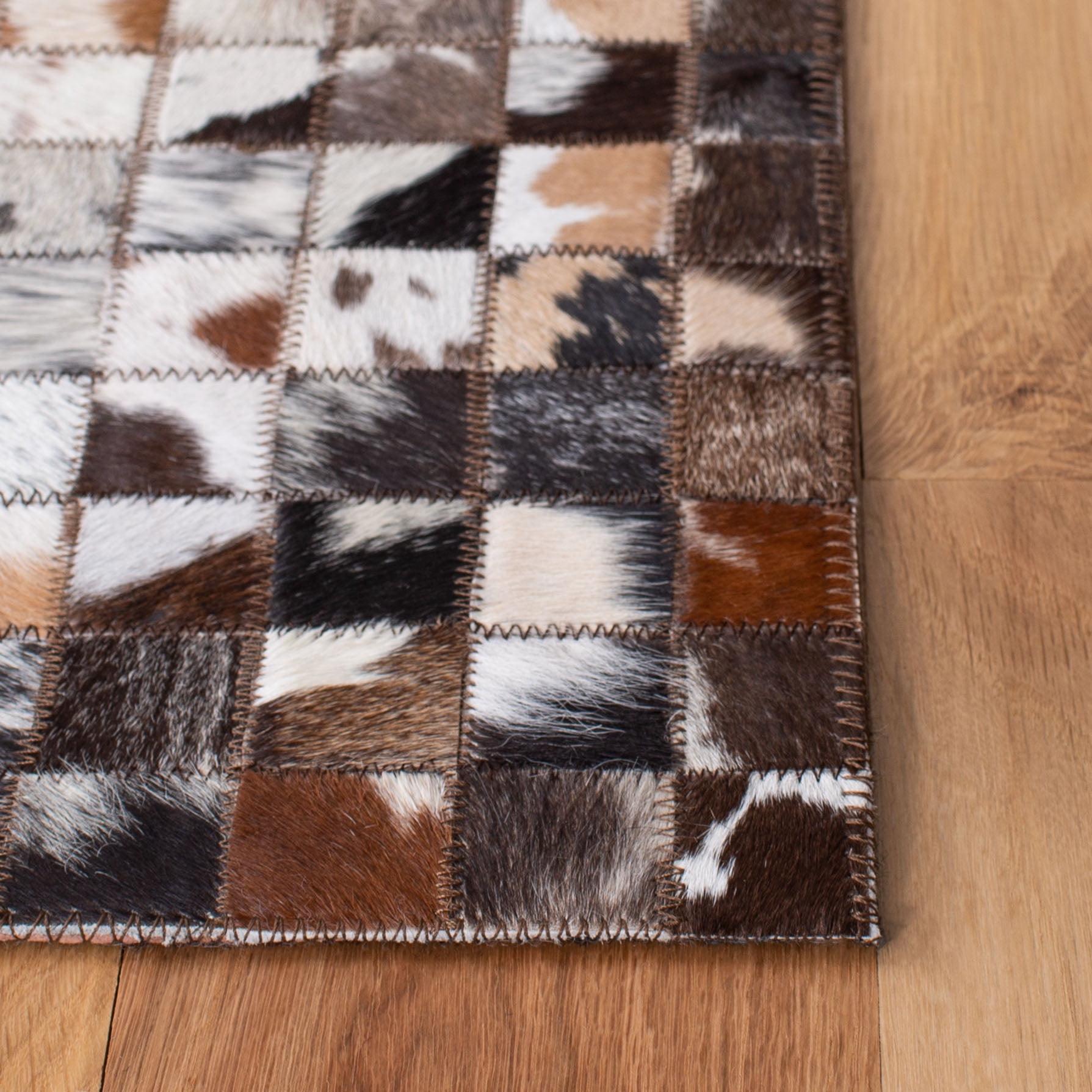 SAFAVIEH Studio Leather Claude Geometric Area Rug, Beige/Brown, 4' x 6'