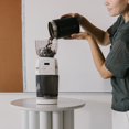 thumbnail image 4 of Molino de café Baratza Vario W+ con muelas planas de acero, blanco, 4 of 4