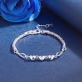 thumbnail image 1 of Pulsera de Cadena con Colgante de Corazón Ajustable, 1 of 5