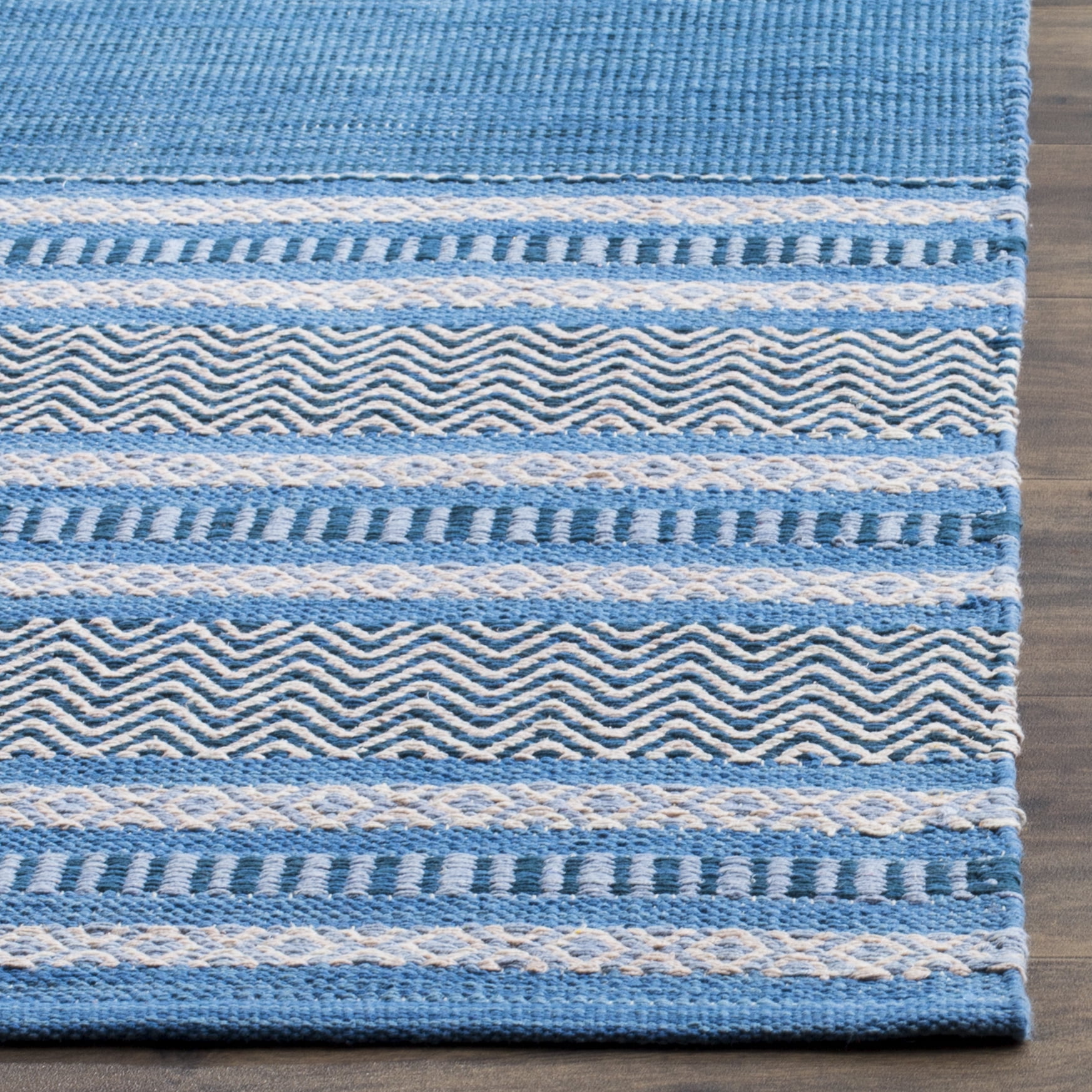SAFAVIEH Montauk Jobeth Striped Soft Braided Cotton Runner Rug, Blue/Grey, 2'6" x 6'