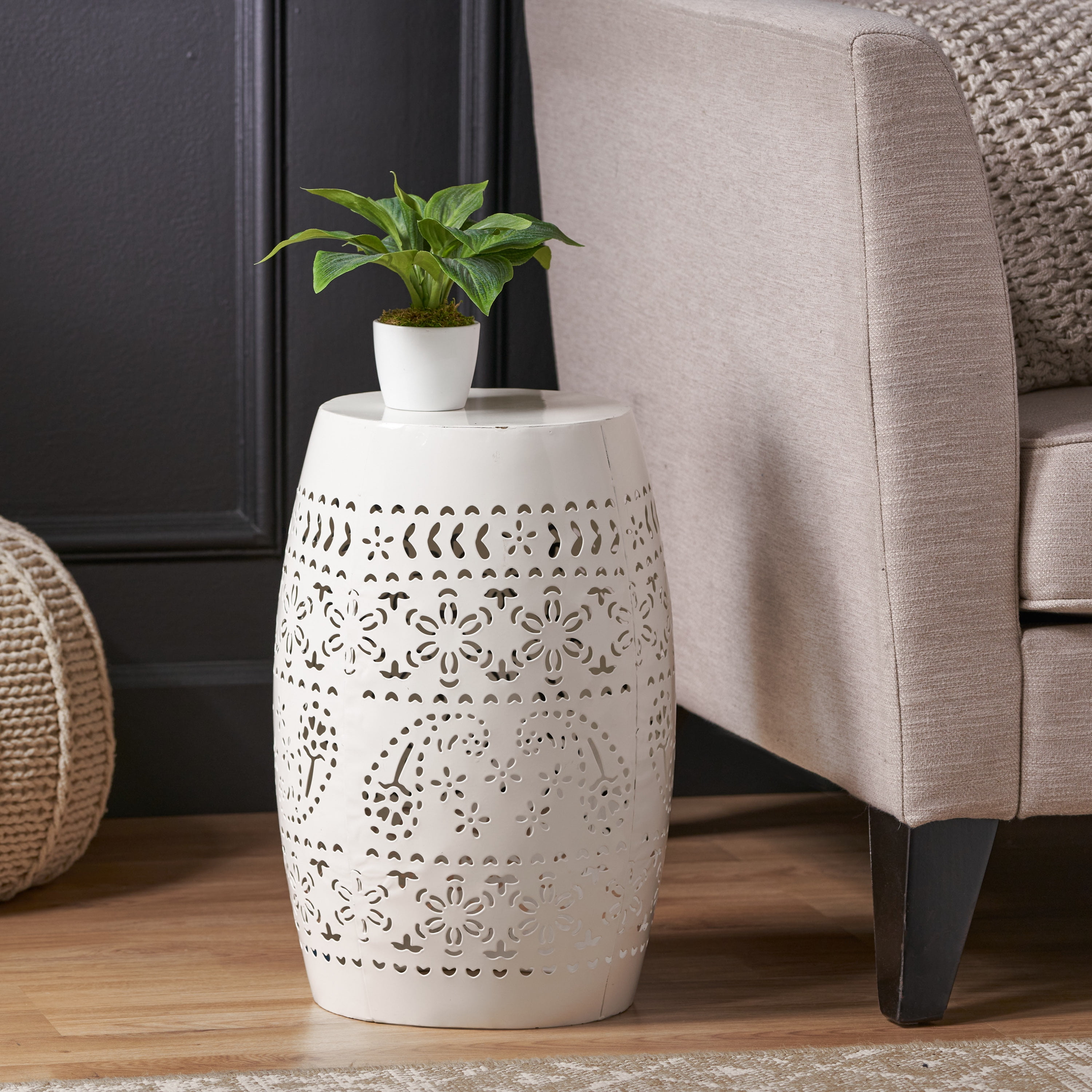 Lace Cut Metal Side Table, Outdoor End Table for Patio Balcony Garden, White