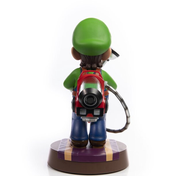 First 4 Figures Luigi's Mansion 3: Luigi Statue - Walmart.ca