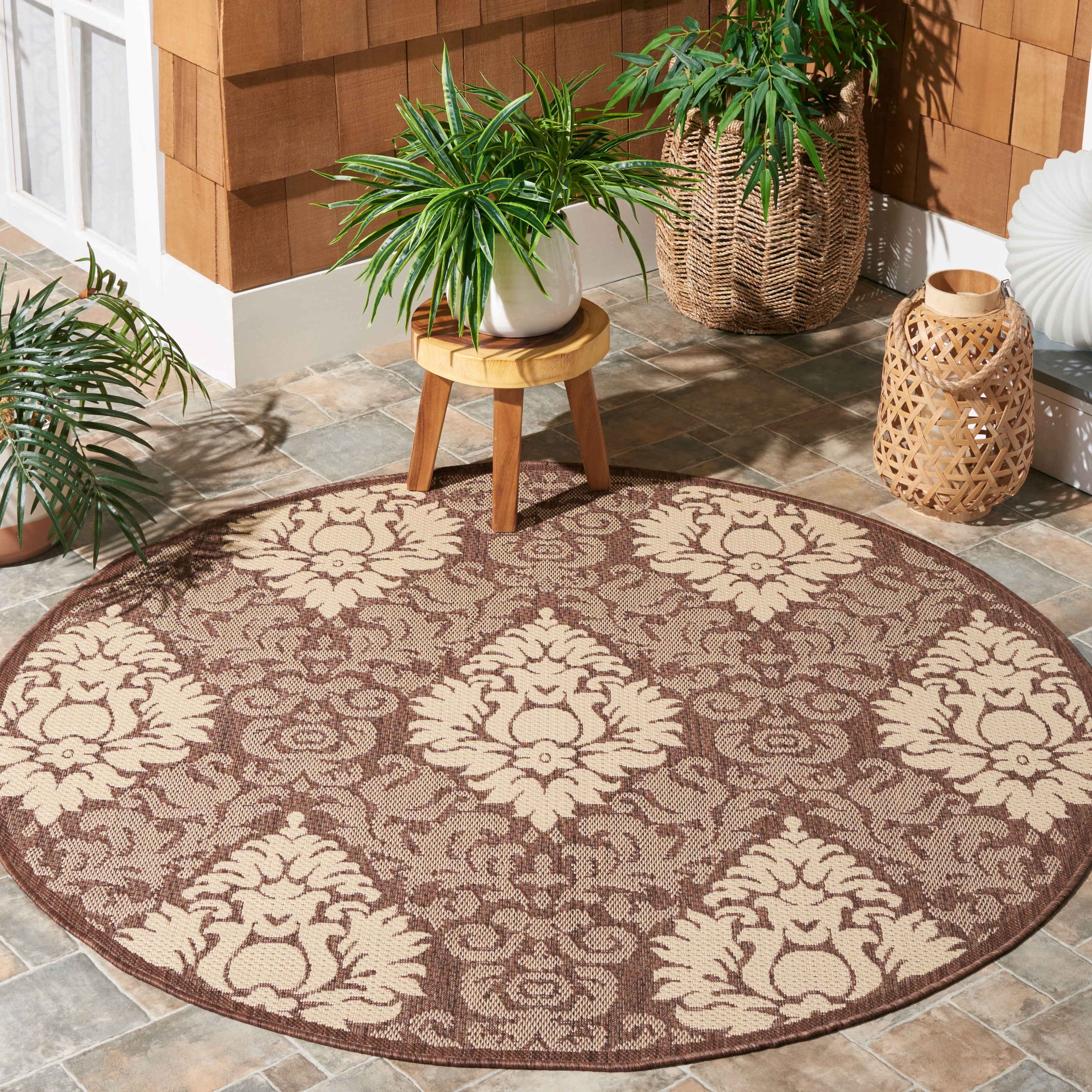 Safavieh Courtyard Jessie Damask Indoor/Outdoor Area Rug, Chocolate/Natural, 5'3" x 5'3" Round