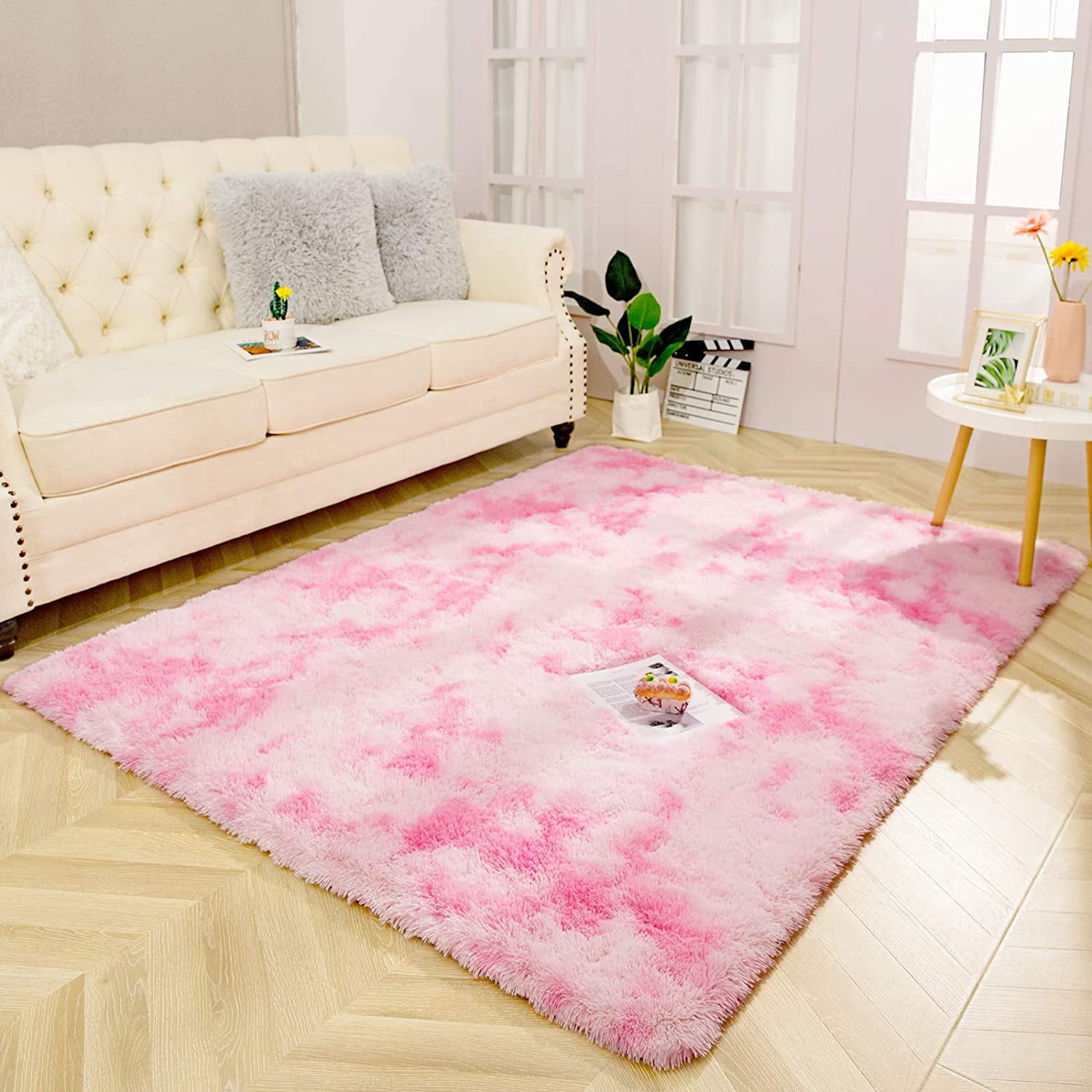 Junovo Luxury Velvet Shag Area Rug Modern Indoor Fluffy Rugs, Extra Comfy and Soft Carpet For Bedroom Living Room Kids Room,3'x4',Pink