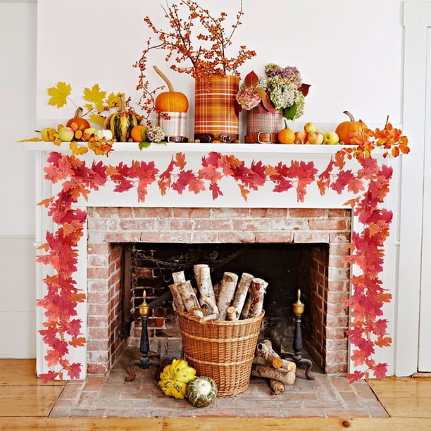 Uuiauoio Fall Maple Leaf Garland Decor, Artificial Autumn Vine with Realistic Foliage for Halloween Thanksgiving Festival Decor, Flexible Seasonal Swag for Mantle Table Wall Party Scene Decoration