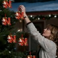 thumbnail image 4 of Colgante acrílico para árbol de Navidad | Adorno con inicial de 26 letras para decoración navideña | Regalo familiar personalizado para fiestas navideñas | Decoración para el árbol del hogar, 4 of 5