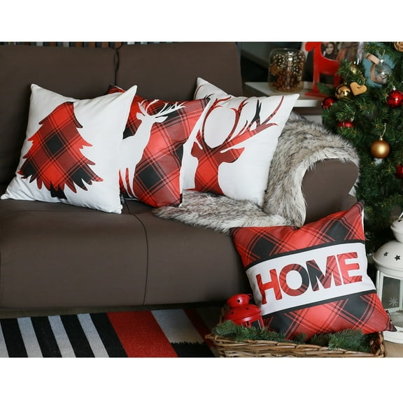 Christmas Themed Decorative Throw Pillow Square Set of 4