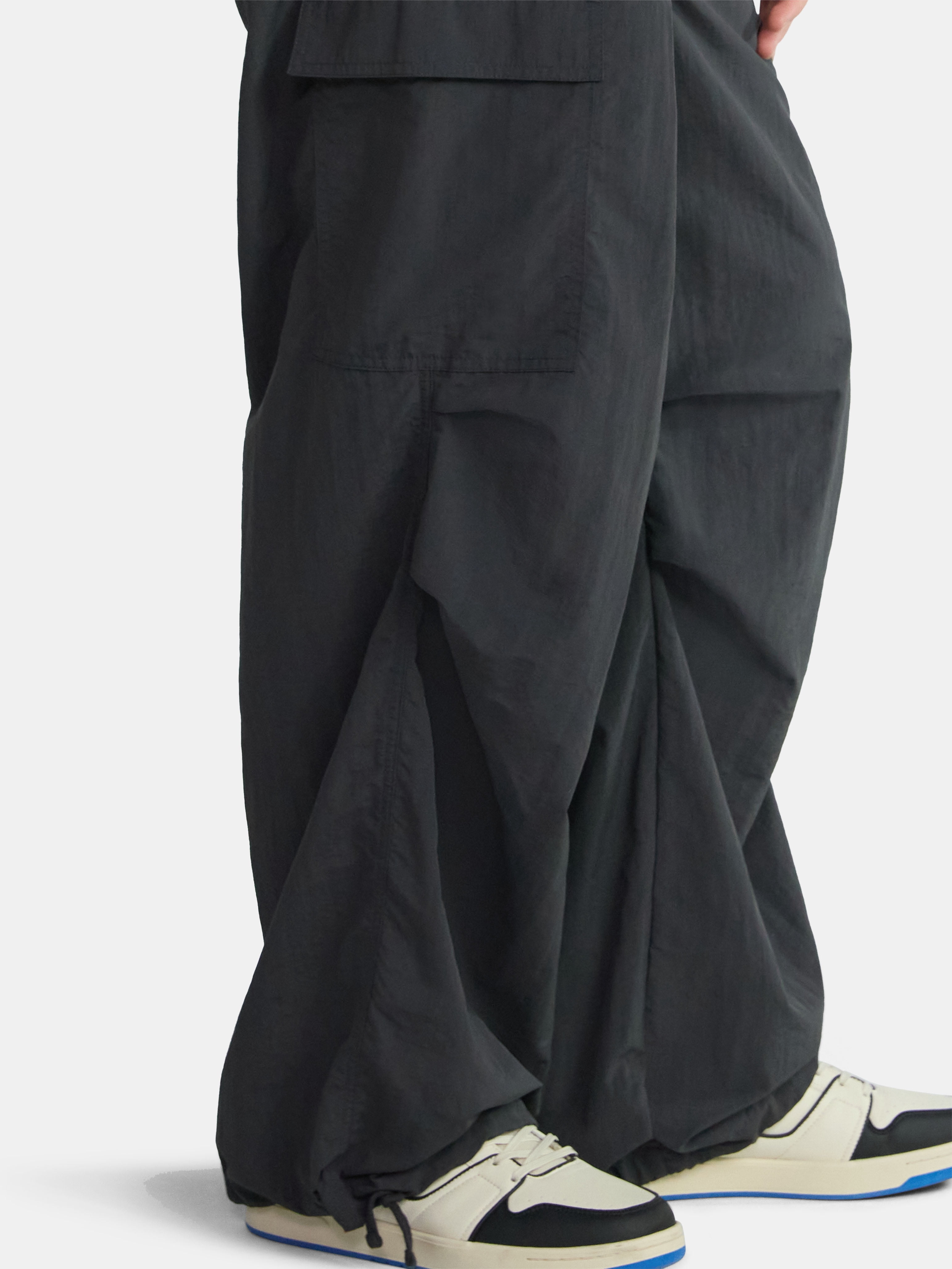 No Boundaries Nylon Parachute Cargo Pants, Men's & Big Men's