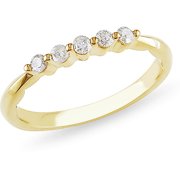 1/5 Carat T.W. Round Diamond Anniversary Ring in 10kt Yellow Gold