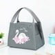 thumbnail image 1 of Fiudx Bolsa para Almuerzo, Diseño Portátil y Aislante, Forro de Aluminio Ecológico, Mantiene La Comida Fresca, Ideal para El Trabajo, Viajes, Escuela, Compras, Elegante y Duradera, Tamaño 22 X 17 X 1, 1 of 2