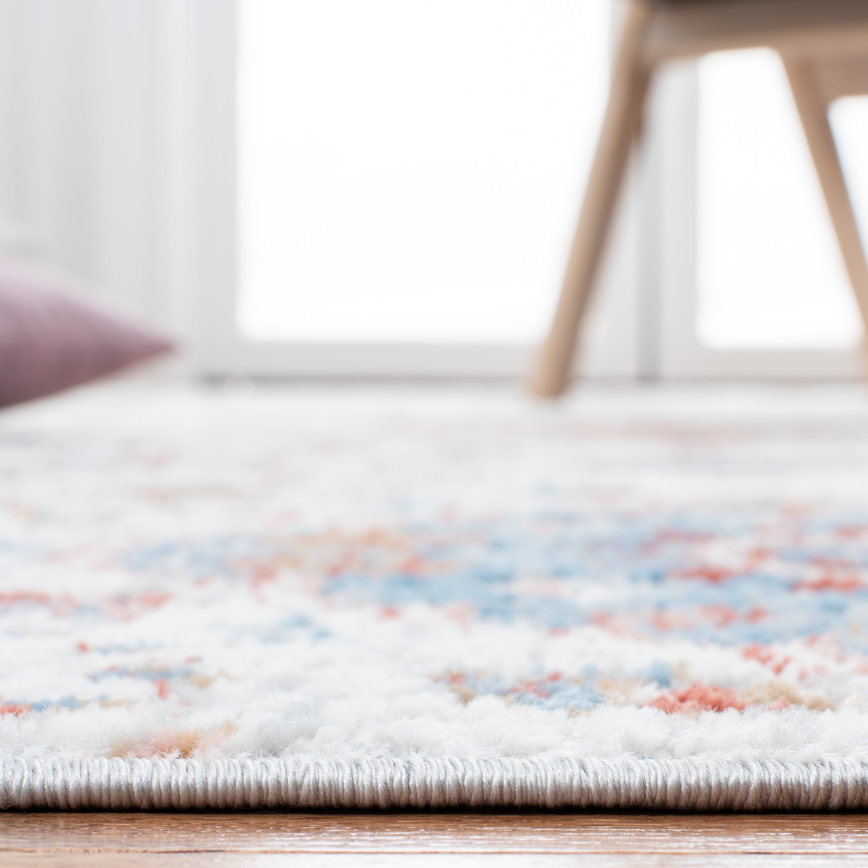 SAFAVIEH Shivan Deloris Floral Damask Area Rug, Ivory/Rust, 4' x 6'