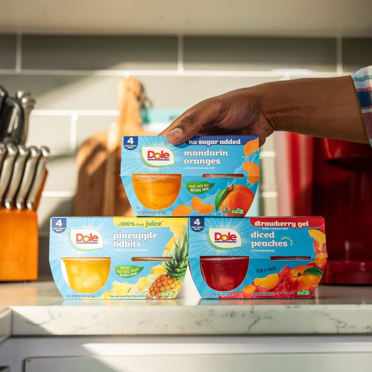 (4 pack) Dole Fruit Bowls Pineapple Tidbits in 100% Fruit Juice, 4 oz Cups (4 Pack)