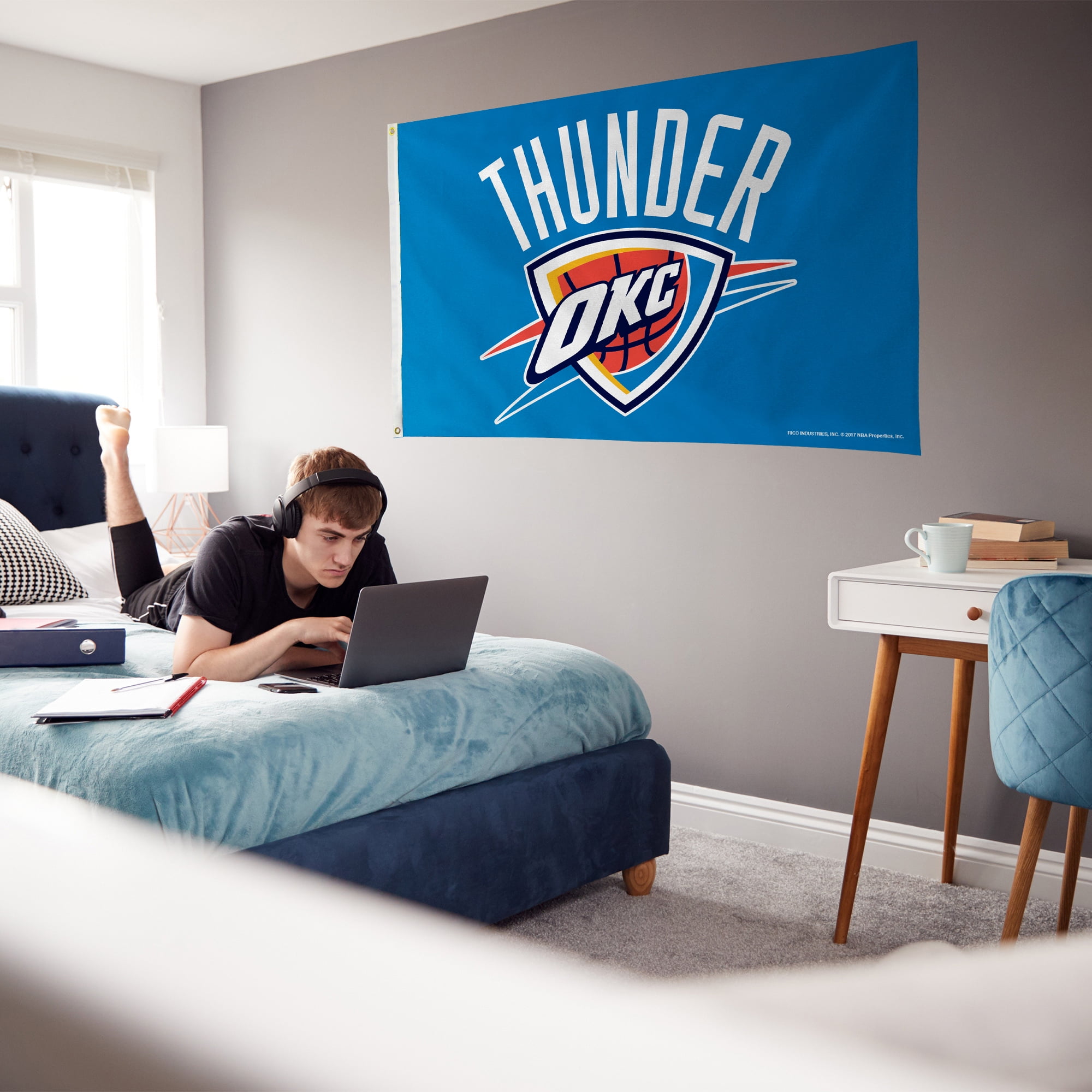 OKLAHOMA CITY THUNDER 3X5 BANNER FLAG