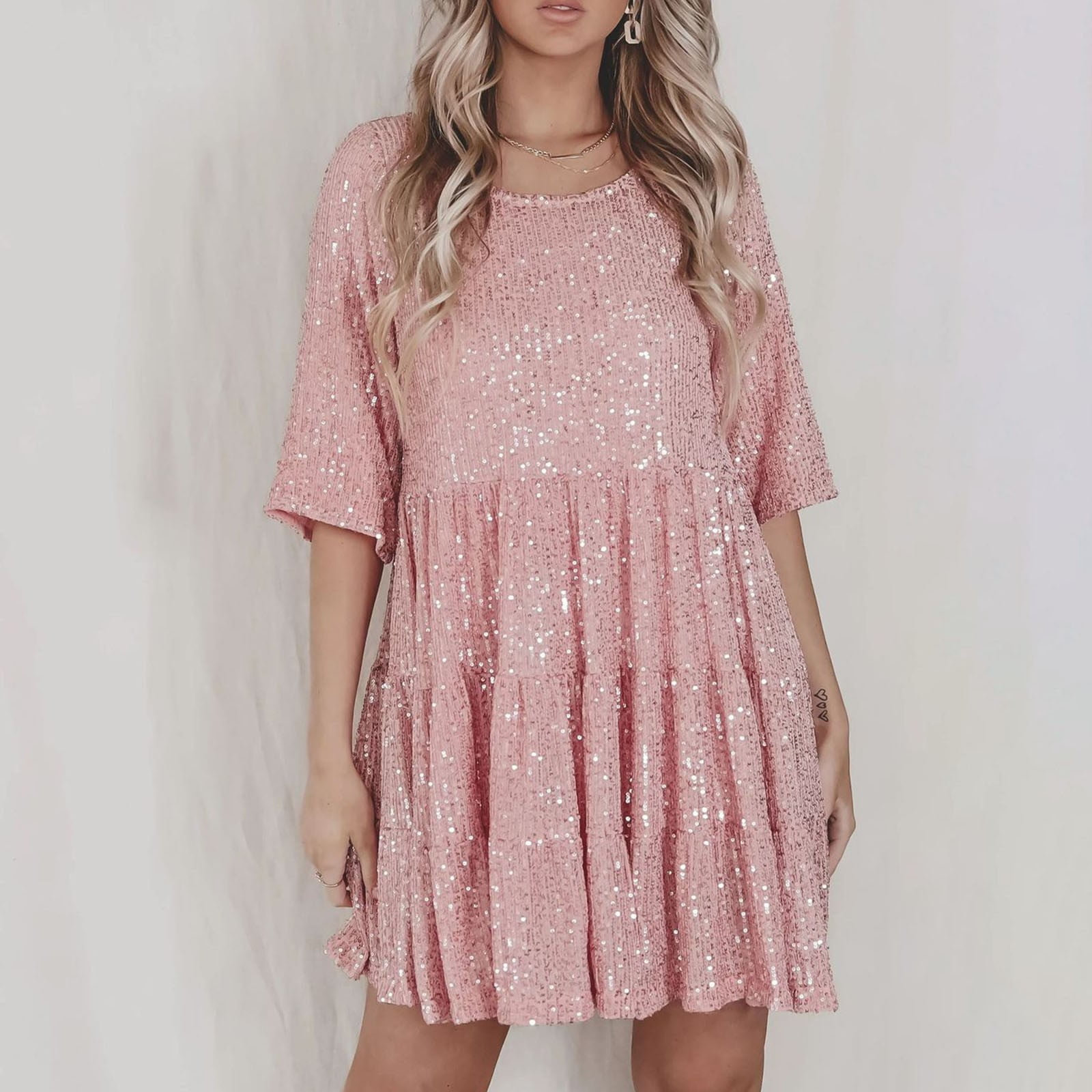 qolati Women's Glitter Sequin Cocktail Dresses 2023 Summer Round Neck 3/4 Sleeve ALine Mini