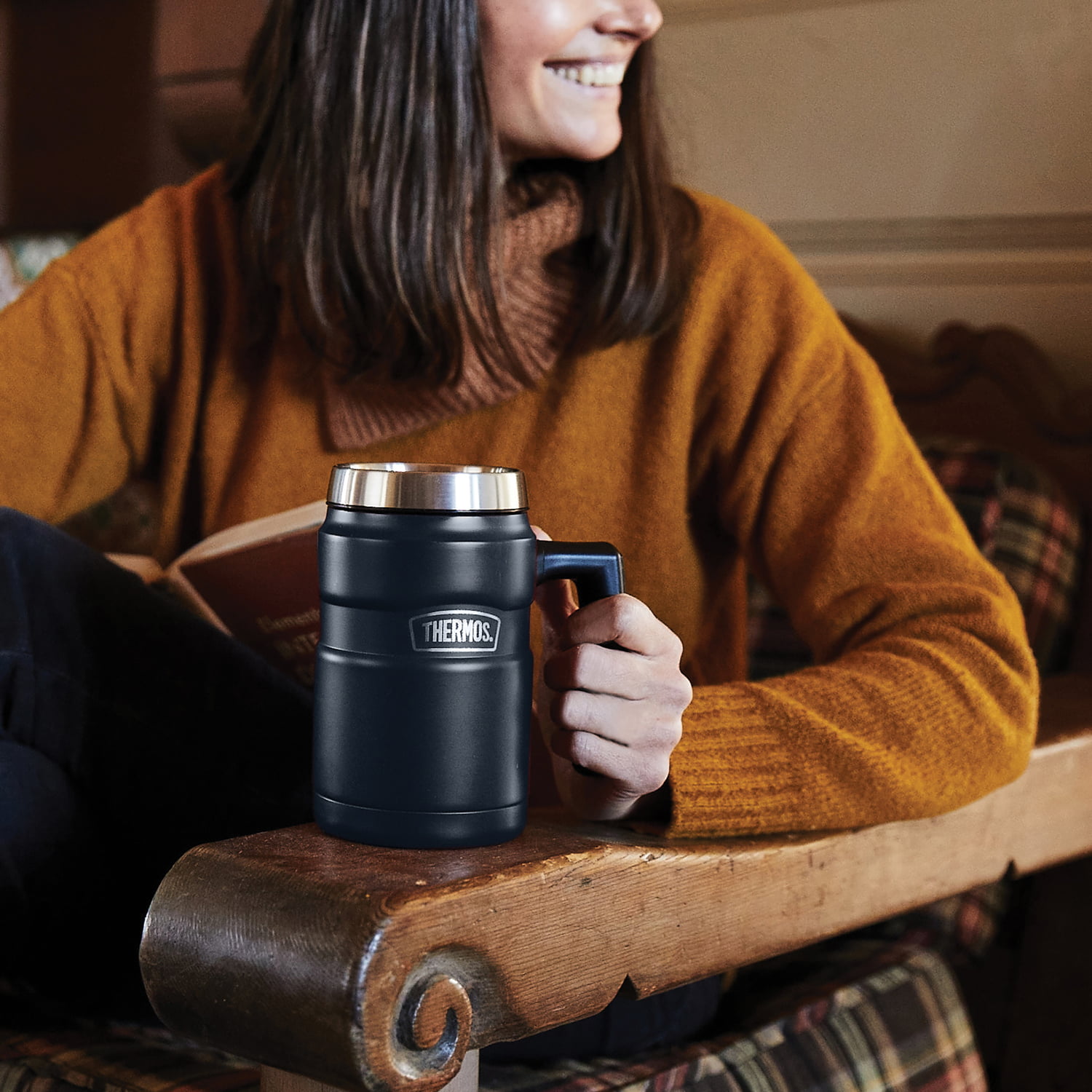 Thermos Stainless King 16 Oz. Travel Tumbler in Stainless Steel and  Midnight Blue