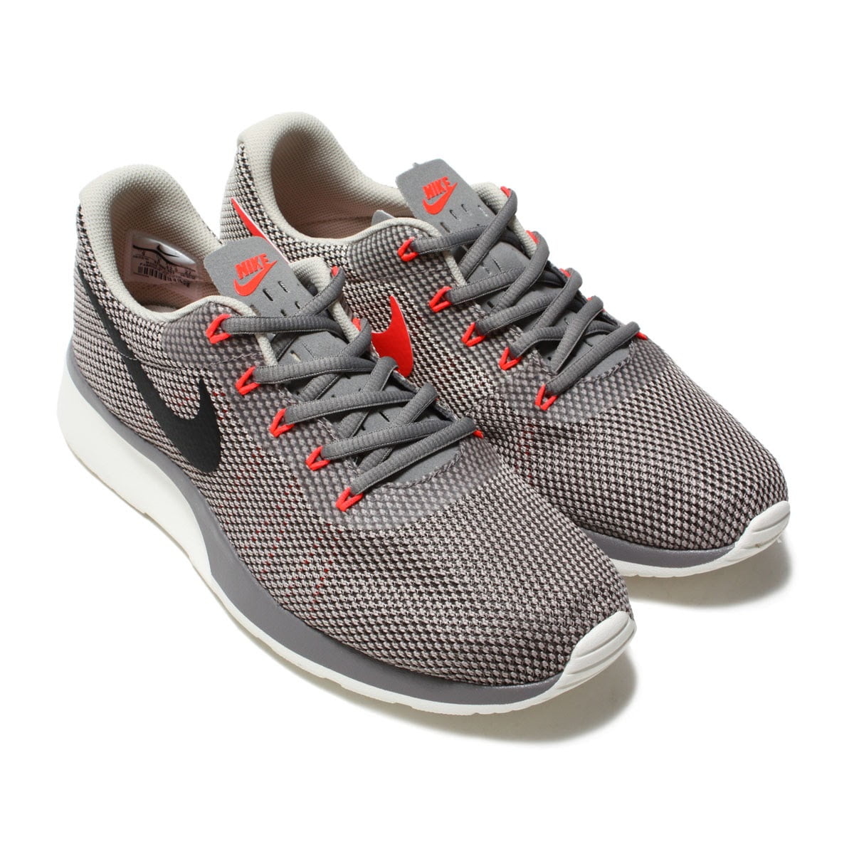 men's nike tanjun shoes