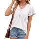 thumbnail image 2 of Camiseta de manga corta con cuello en V y pliegues para mujer, corte holgado, color liso, para uso informal o en la playa, 2 of 5