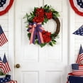 thumbnail image 4 of Couronne de Porte d'Entrée Extra Grand Patriotique avec Verdure Luxuriante, Accents Floraux Rouges Blancs Bleus et Nœud Décoratif, Décoration Intérieure Extérieure pour le 4 Juillet, Jour des Anciens Combattants Ou Jour du Souvenir pour Porche, Mur, 4 of 9