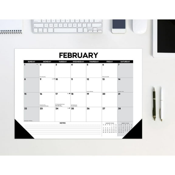 Willow Creek Press, Basic 17x12 2026 Small Desk Pad, 17'' X 12'', 18-Month Calendar with Stapled Binding