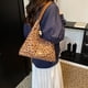 thumbnail image 2 of Bolso Mano para Mujer Piel Sintética Gran Capacidad Con Hobo Bag, 2 of 9