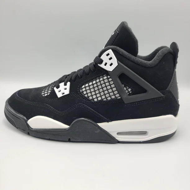 Ni - ke Air Jordan 4 Retro White Thunder Men’s Basketball Shoes FQ8213-001 Size 7Y