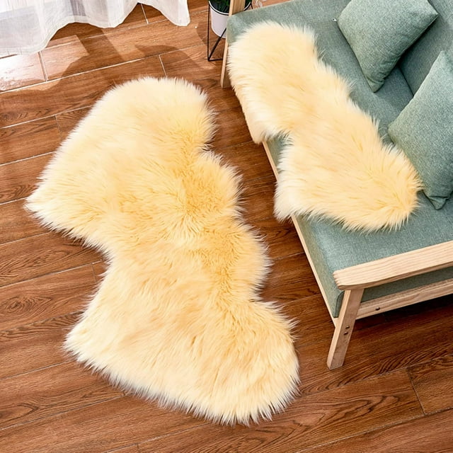 Double Heart Shaped Area Rug 1.1'x2.3' Fluffy Faux Sheep Skin Fur Area Rug Modern Carpet Fuzzy Rug Mat for Bedroom Living Room, Yellow