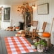 thumbnail image 2 of Fiudx Alfombra de Otoño para Exterior, Tejida a Mano, con Estampado de Cuadros Naranjas y Rojos de Temporada, Acogedora Alfombra de Bienvenida para Porche, Casa de Campo, Patio y Entrada, 40 X 60 Cm., 2 of 7