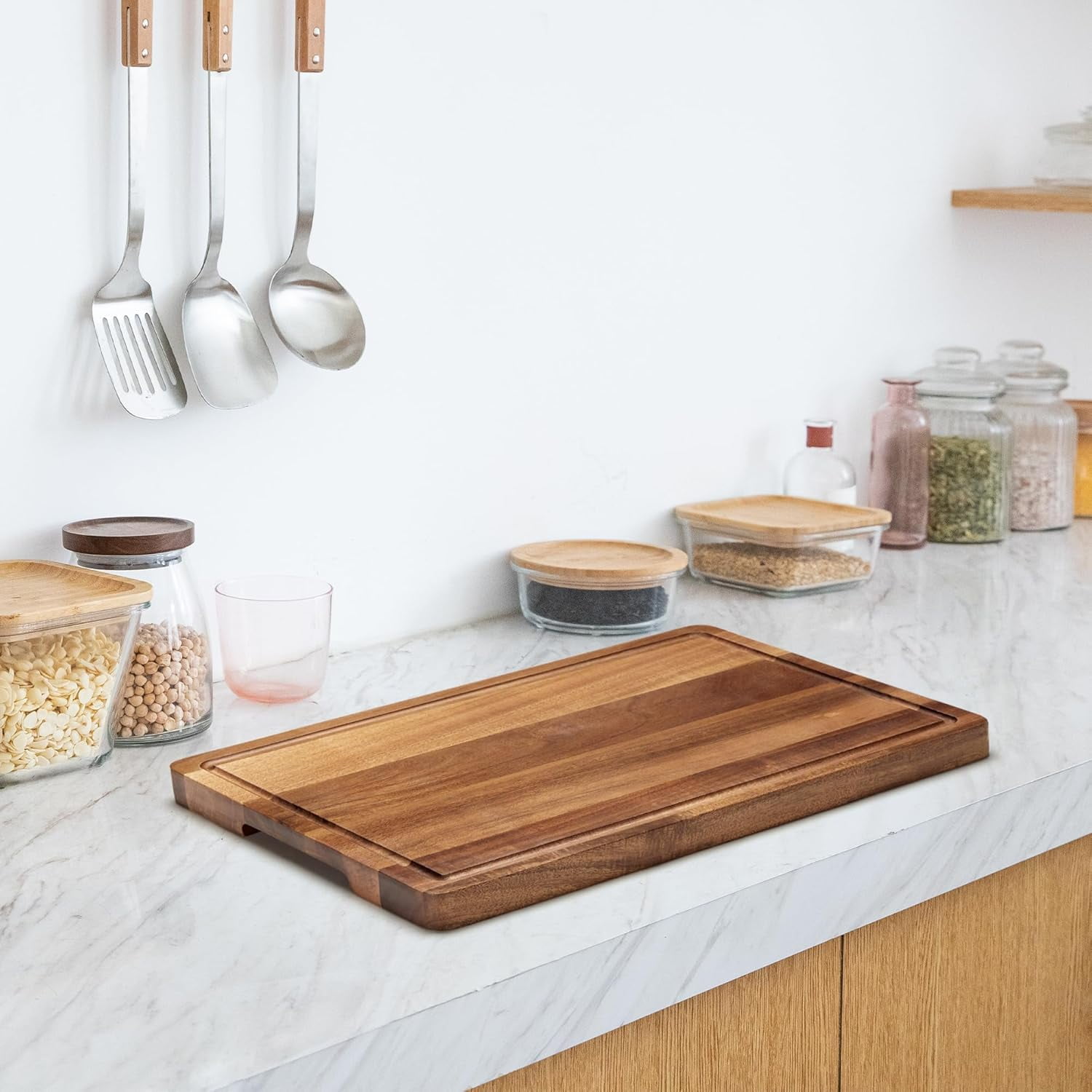 Large Natural Acacia Wood Cutting Board, 18"x12" Reversible Butcher Block with Deep Juice Groove & Side Handles, Durable Multipurpose Chopping Board