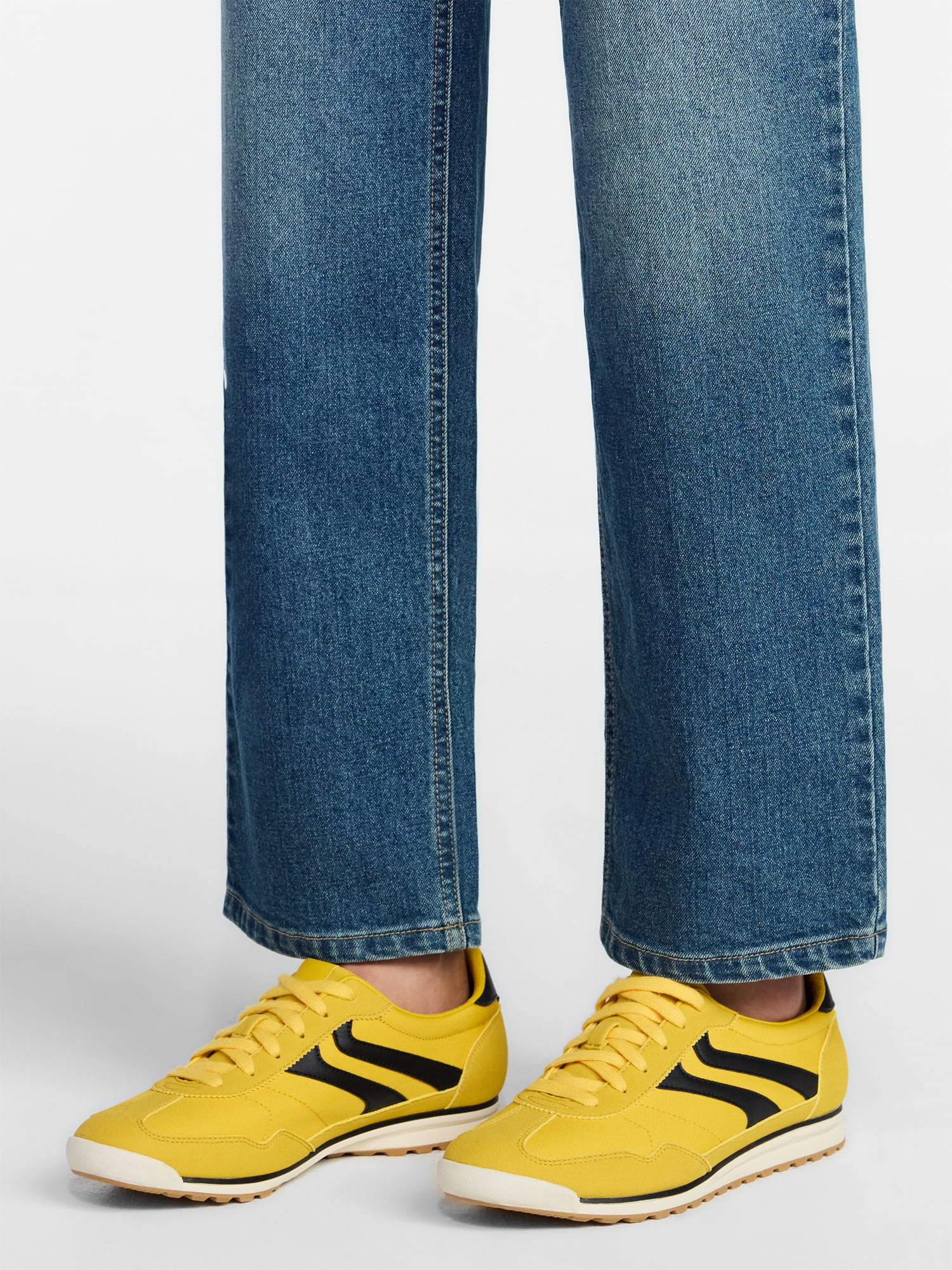 No Boundaries Retro Lace-Up Sneakers, Women's