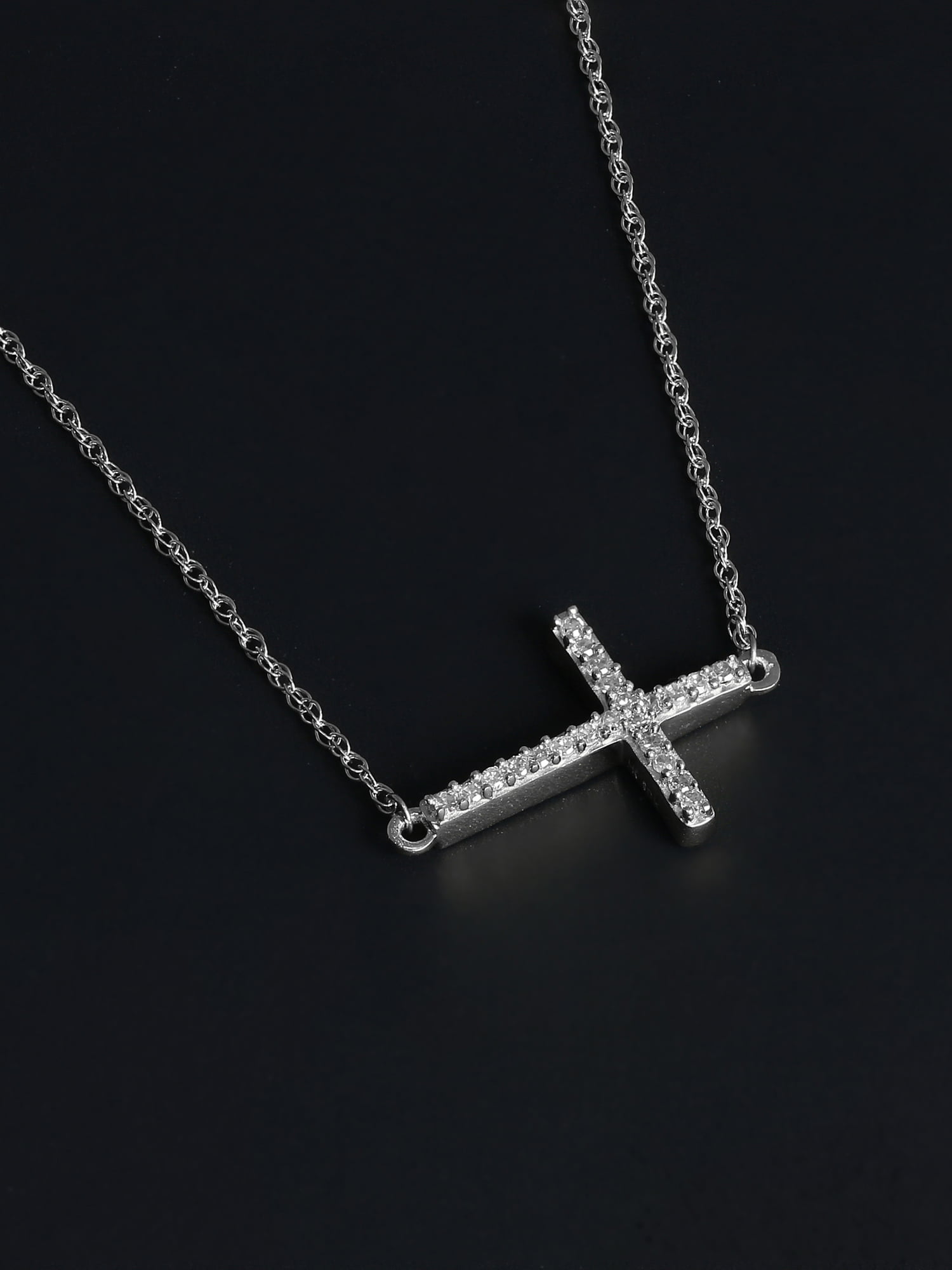 Buy Stylish Side Cross Necklace Online - Adorn512 – adorn512