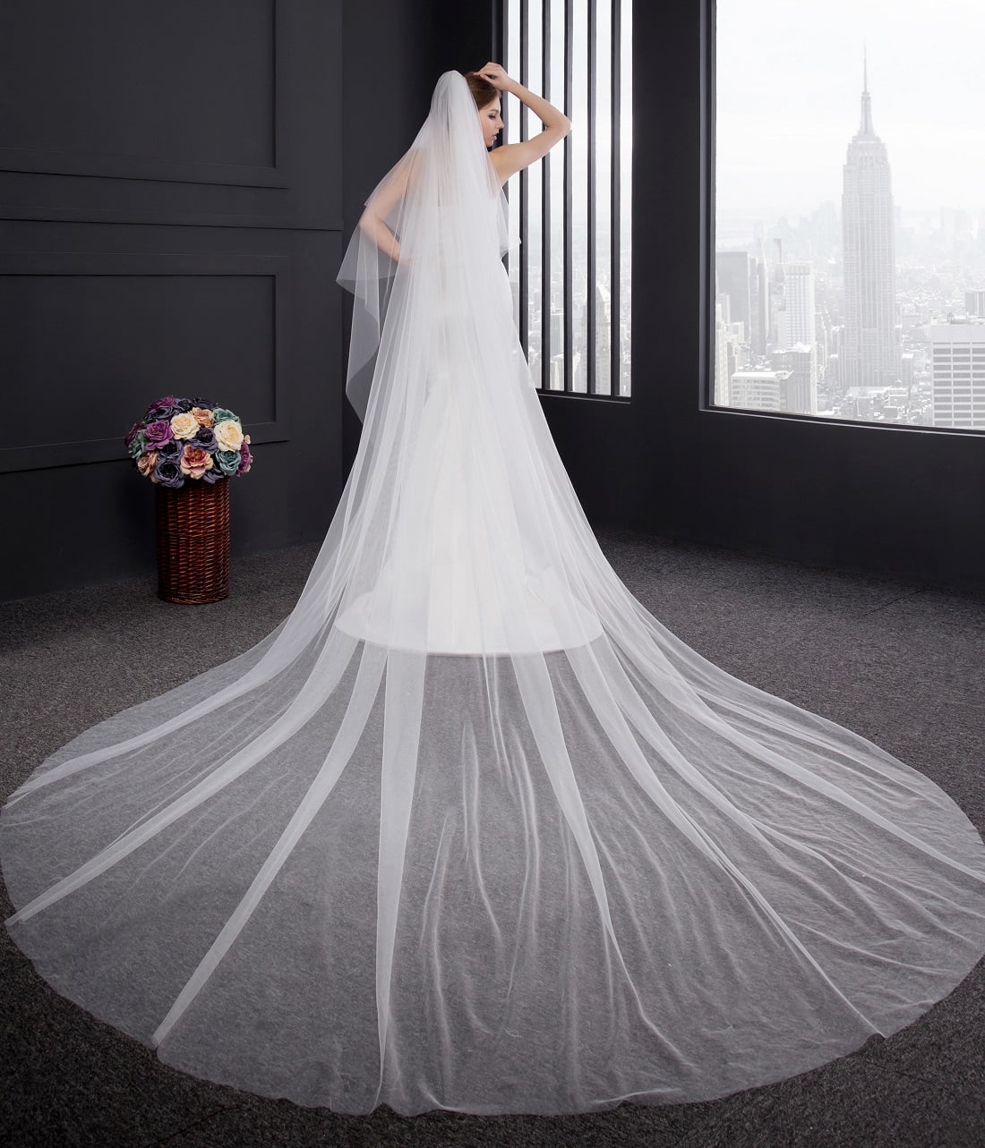 EllieWely 1 Tier Cathedral Length 3.5 M(138 inch) Lace Wedding Bridal Veil  With Metal Comb Ivory 