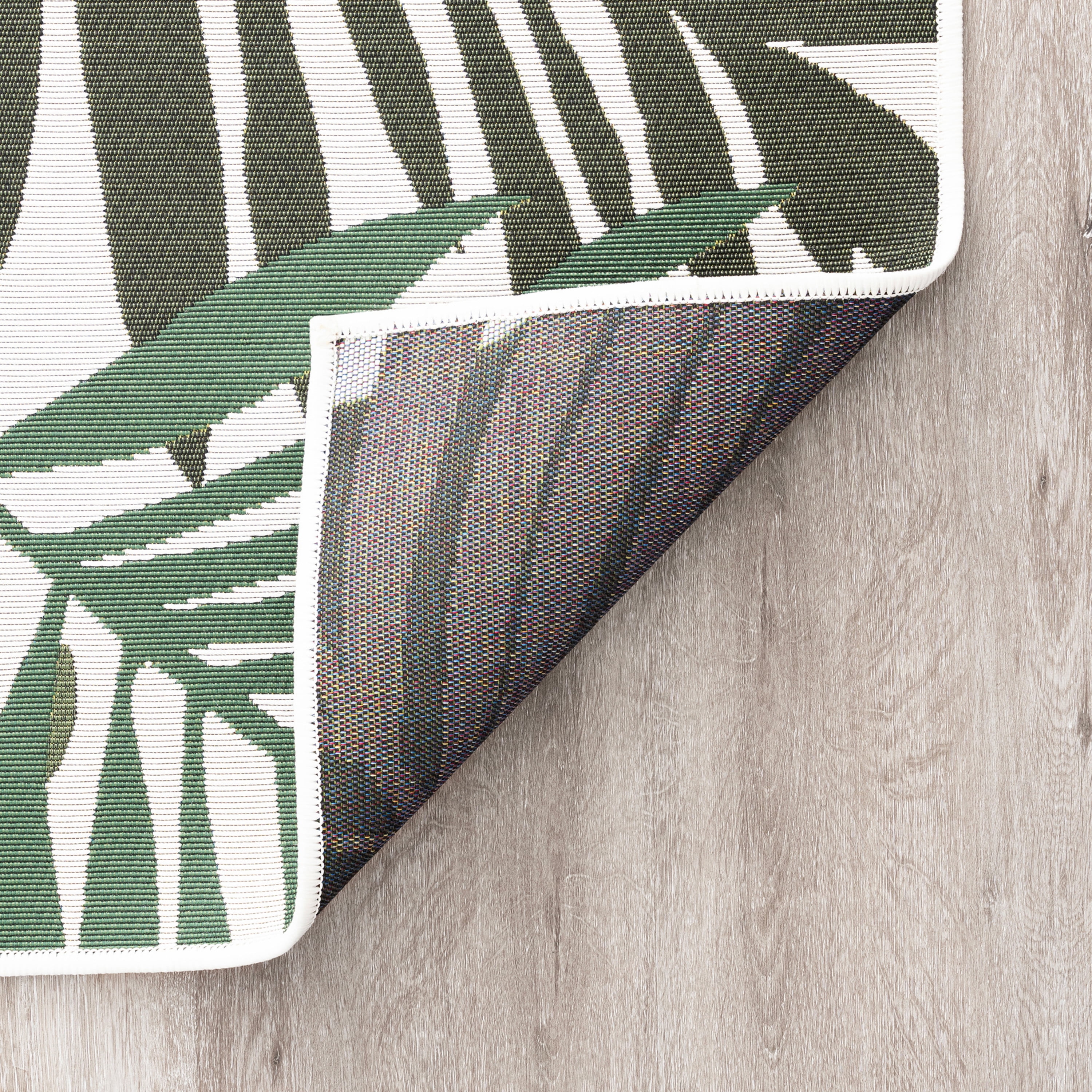 Stunning Transitional 2' x 3' Cream and Green Polypropylene Outdoor Area Rug