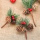 thumbnail image 3 of 20 piezas púas de bayas rojas de Navidad, rama de acebo Artificial con piñas y bayas rojas, púas florales para vacaciones de invierno, 3 of 5
