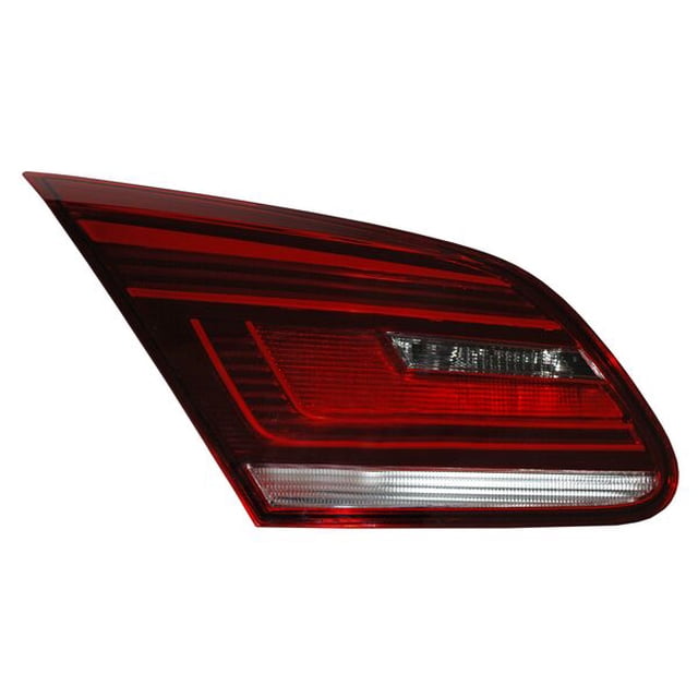 CALAVERA GENERICA VOLKSWAGEN PASSAT 2013 al 2014 Izquierda/Piloto