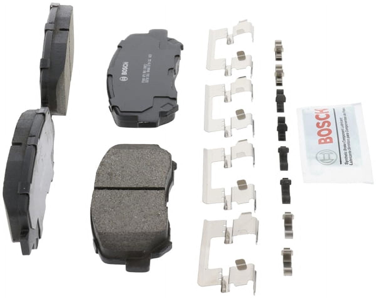 Bosch BC1640 QuietCast Premium Ceramic Disc Brake Pad Set For 2015-2017 Chrysler 200; 2013-2016 Dodge Dart; 2014-2017 Jeep Cherokee; Front