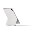 thumbnail image 4 of Teclado Apple Magic Keyboard para iPad Pro 12.9" Italiano, 4 of 8