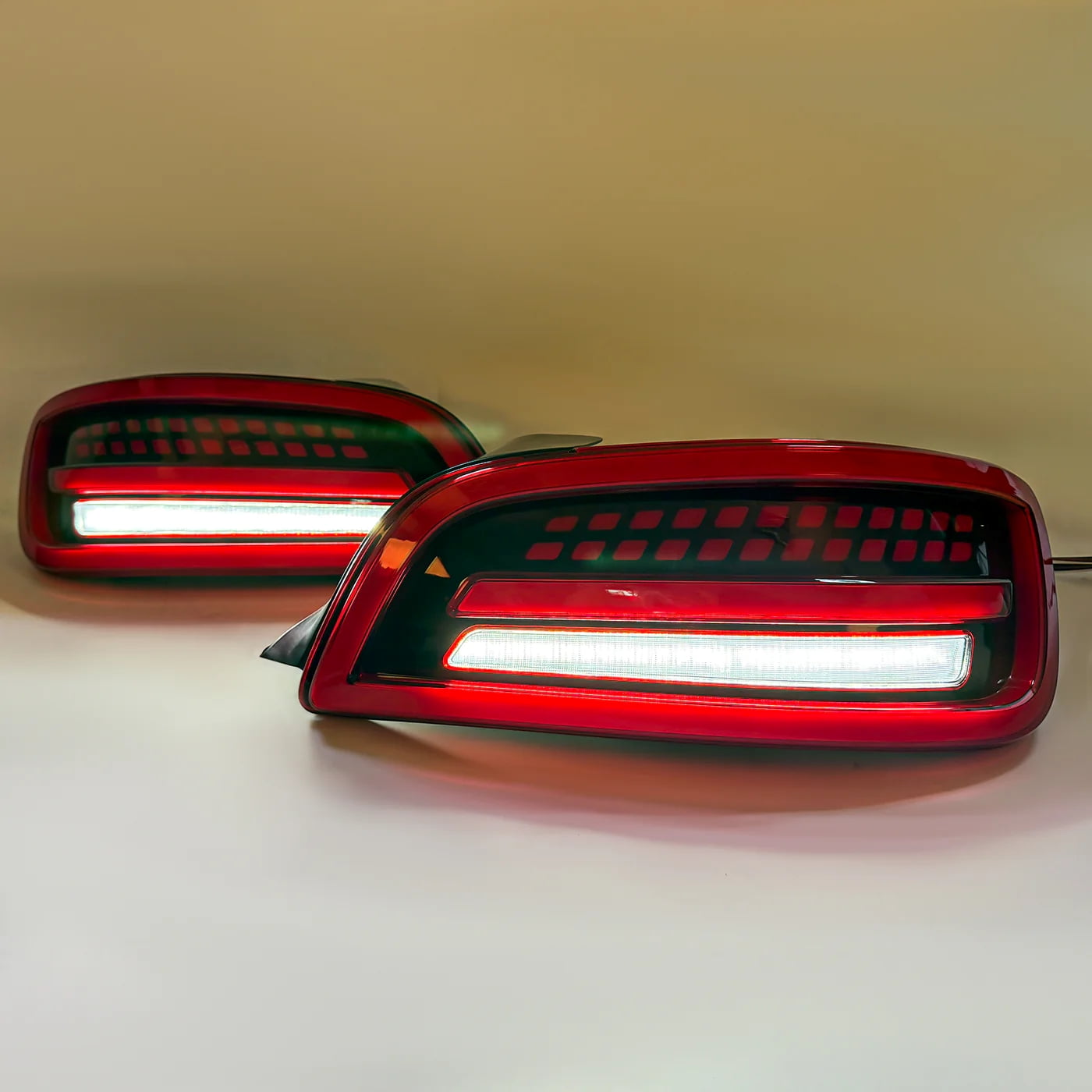 AMERICAN MODIFIED Pair LED Tail Lights w/Sequential Turn Signal for Honda S2000 AP2 04-09 Chassis