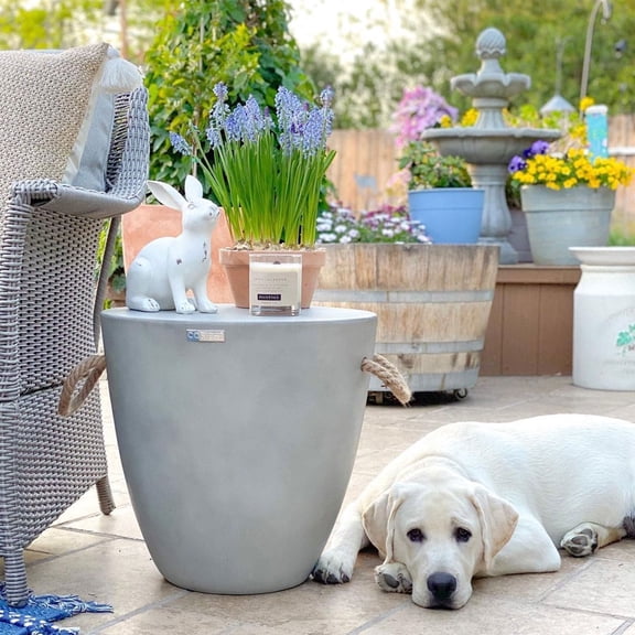 VENTOPYR 16.7"H Outdoor Patio Side Table Round Concrete End Table, Gray